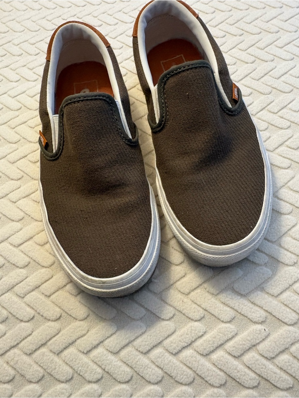 Vans Women’s Slip-On Canvas Shoes in Khaki/Brown Size 7